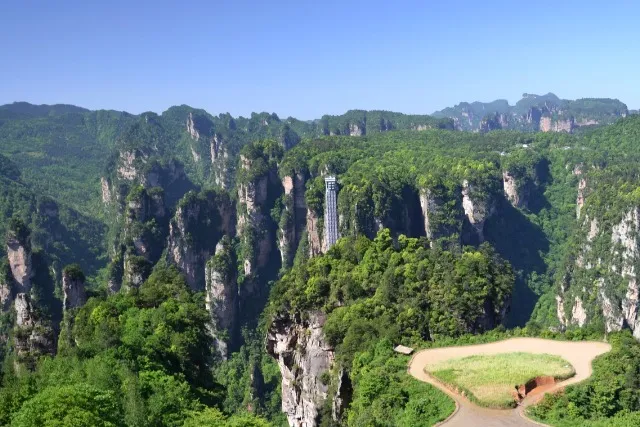 Attractielift Bailong, China