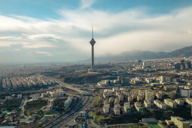 Milad Tower in Teheran, Iran met attractie