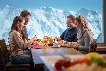 Valentijnsdag diner op de bergtop